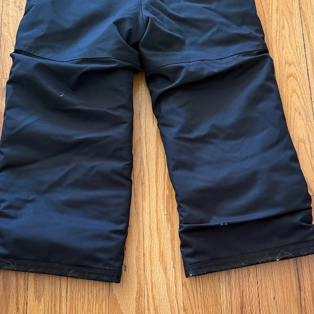 Obermeyer sz 4 Black Kids Snow Pants great pre owned condition